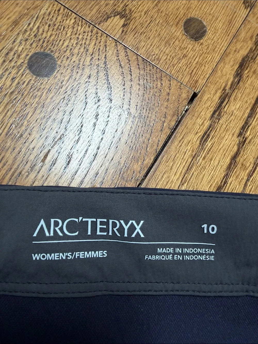 Arc'teryx sz 10 Gamma LT Shorts 9 inch women's shorts quick dry hiking camping - Picture 6 of 12